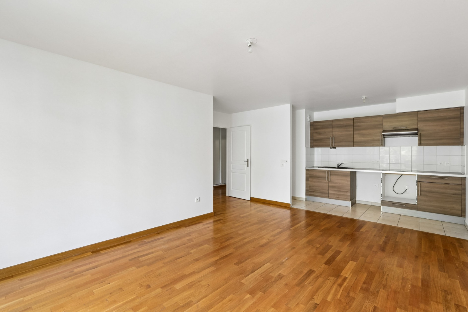 
                                                Vente
                                                 Appartement 63 m² - Le Plessis-Trévise