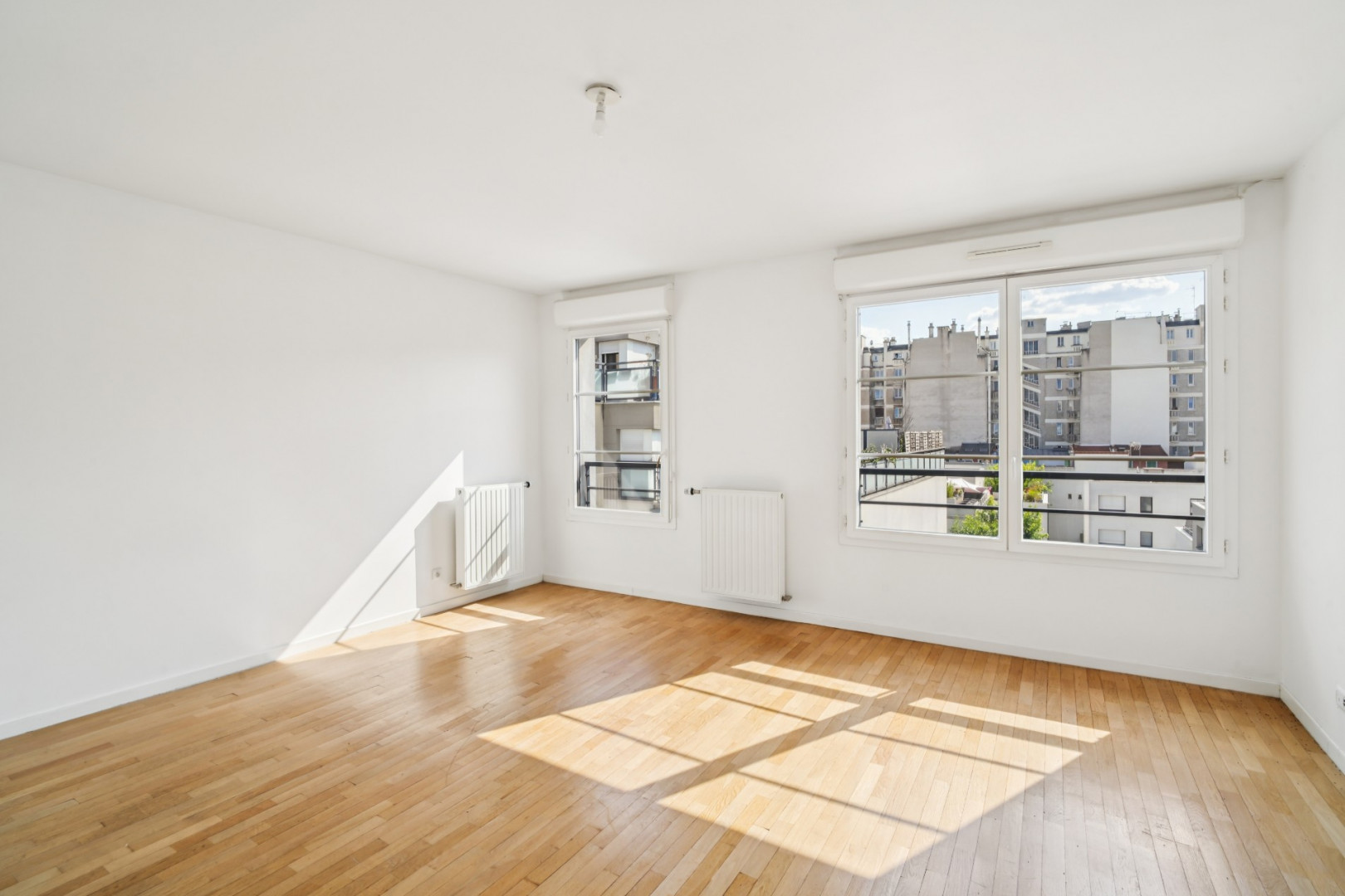 
                                                Vente
                                                 Appartement 68 m² - Clichy