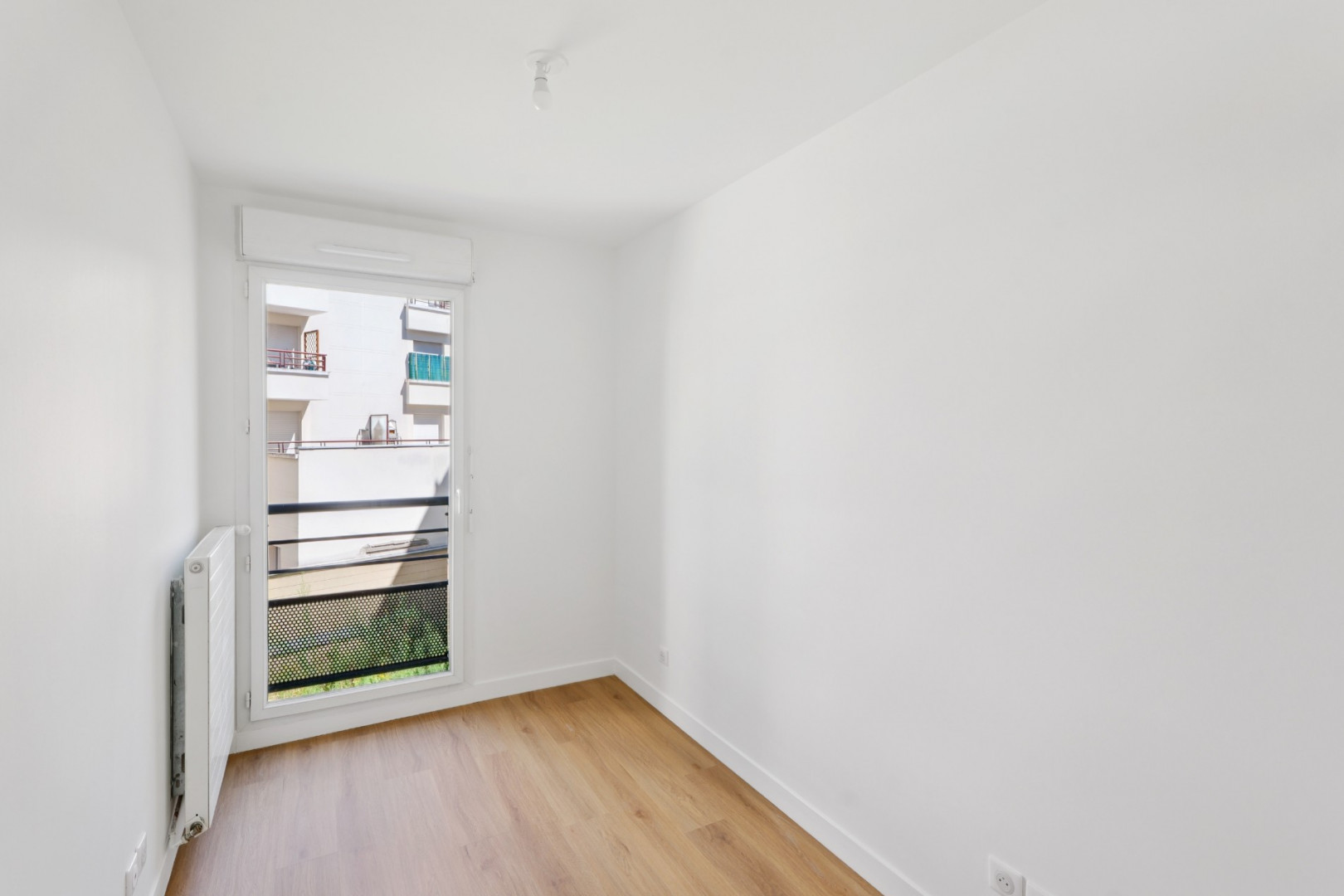 
                                                Vente
                                                 Appartement 68m² - Drancy