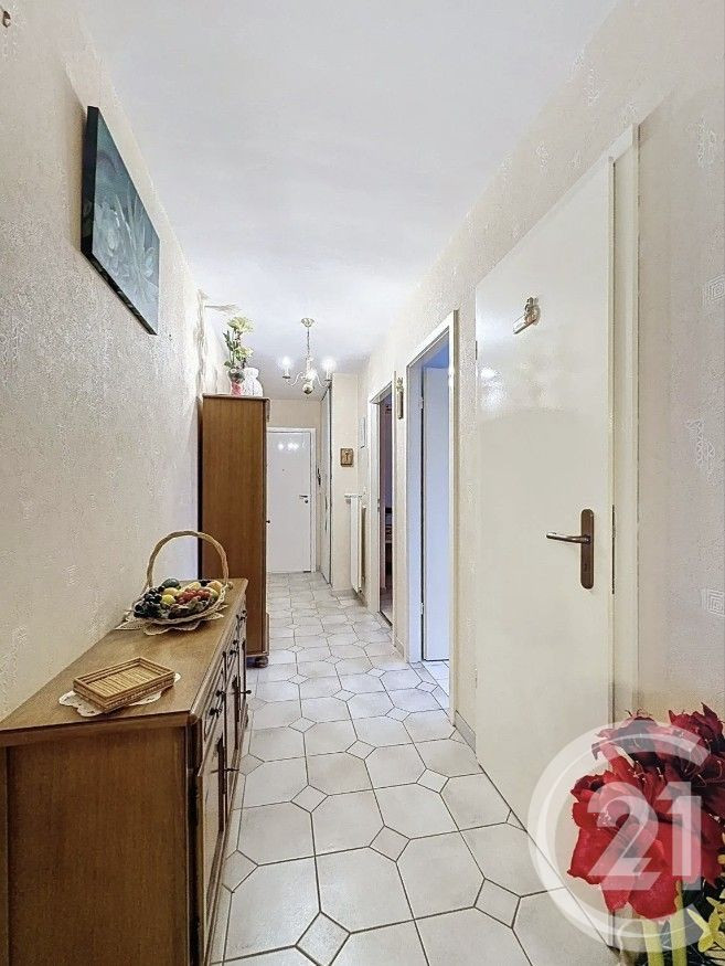 
                                                Vente
                                                 appartement