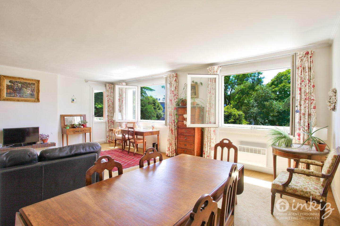 
                                                Vente
                                                 Appartement 7 pièces - 5 chambres - plein sud