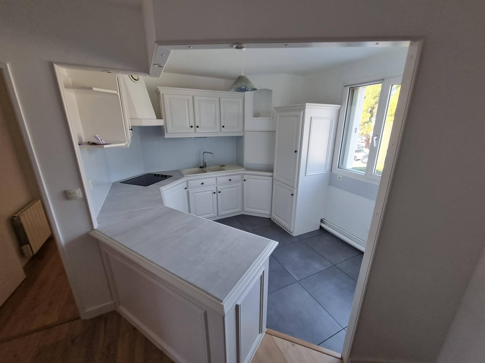 
                                                Location
                                                 APPARTEMENT 70 m2 / 2 CHAMBRES/ PROCHE COMMODITE