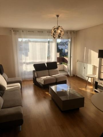 
                                                Location
                                                 Appartement 70m² 3 p. 2 ch