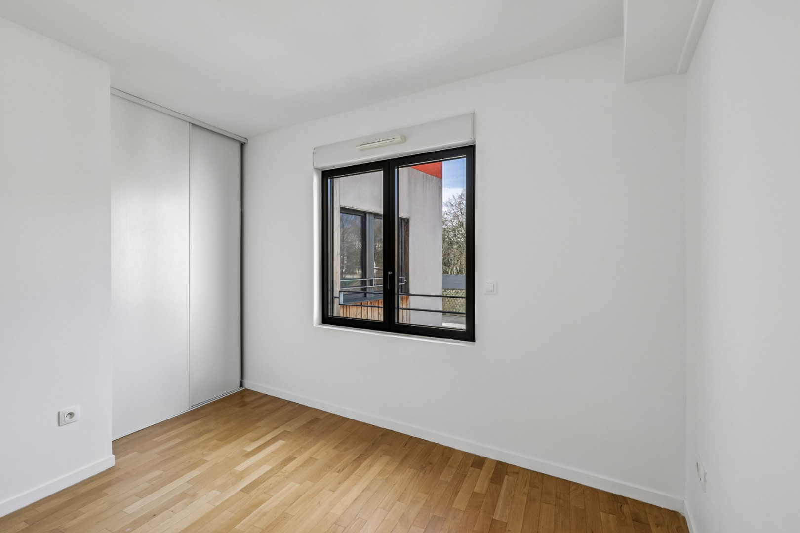 
                                                Vente
                                                 Appartement 70m² - Montreuil