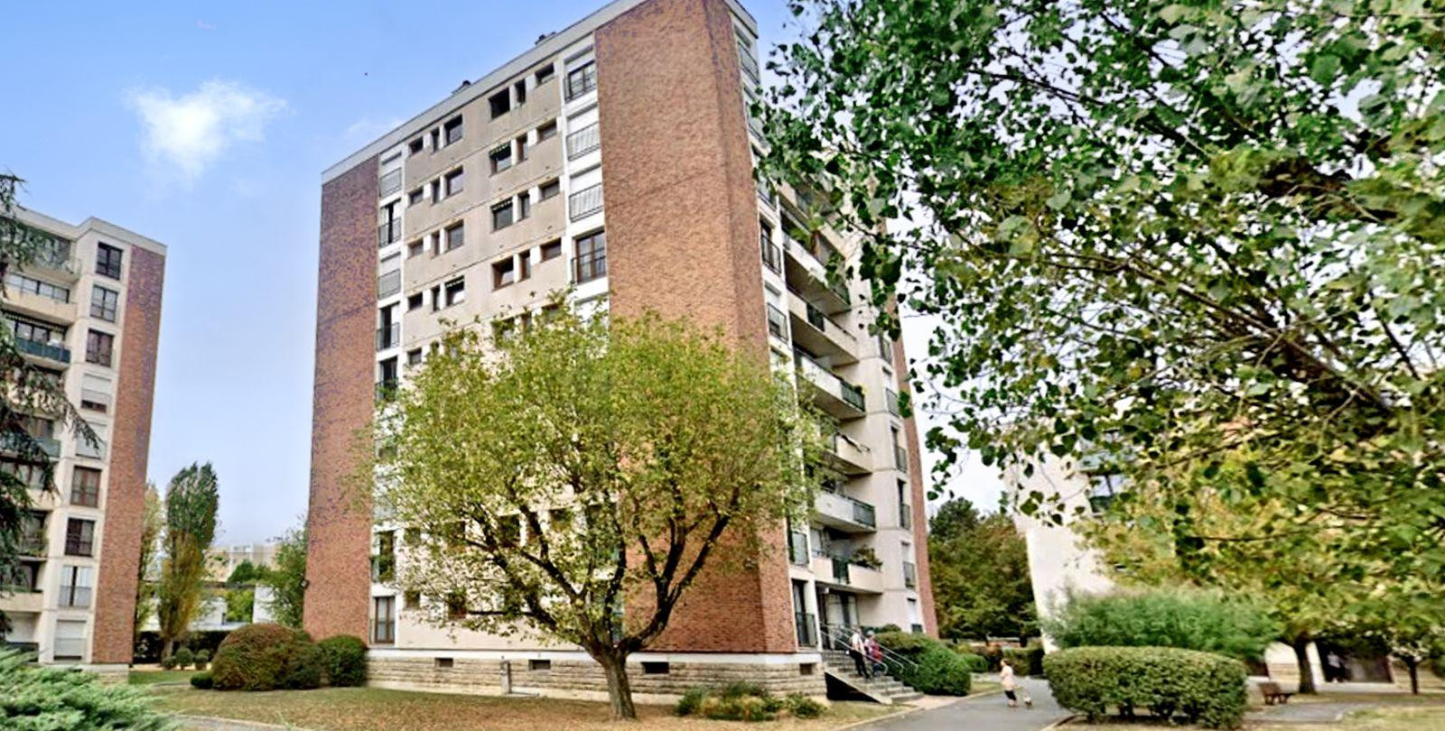 
                                                Location
                                                 Appartement 74m² 4 pièces à Villiers sur Marne