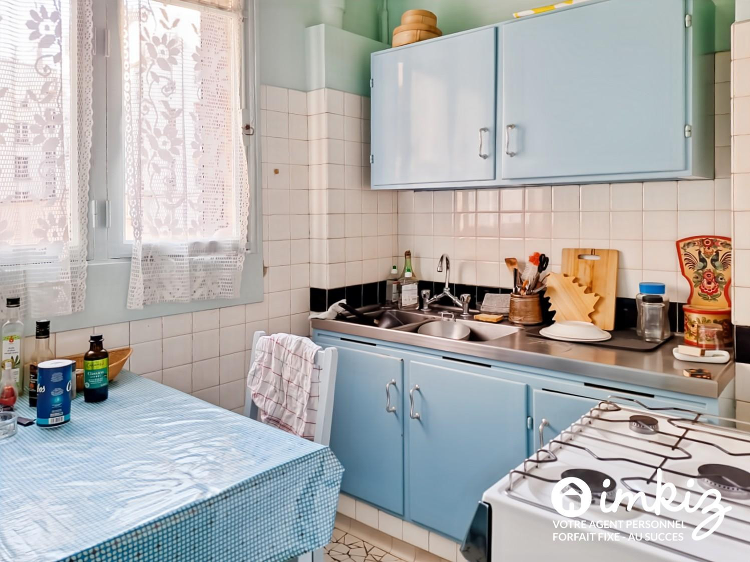 
                                                Vente
                                                 Appartement  76 m² à potentiel quartier vivant