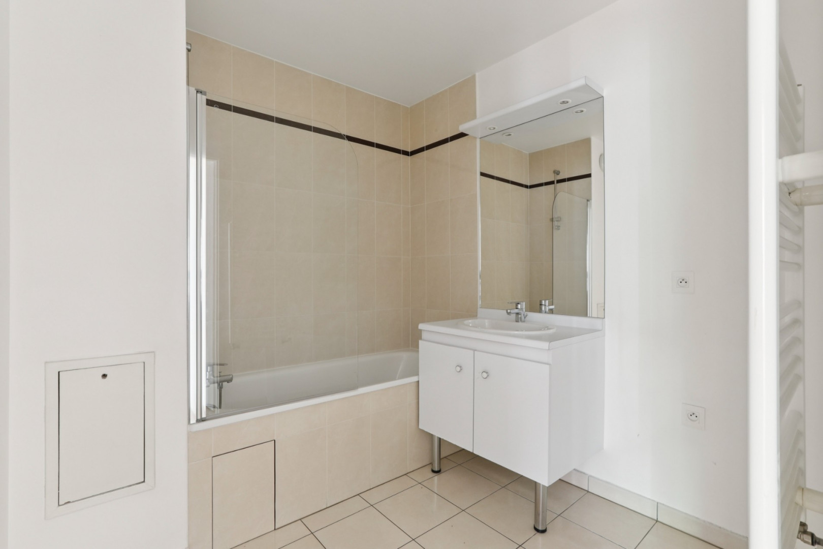 
                                                Vente
                                                 Appartement 78 m² - Le Plessis-Trévise