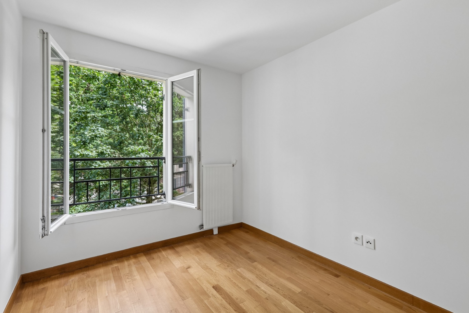 
                                                Vente
                                                 Appartement 79 m² - Le Plessis-Trévise