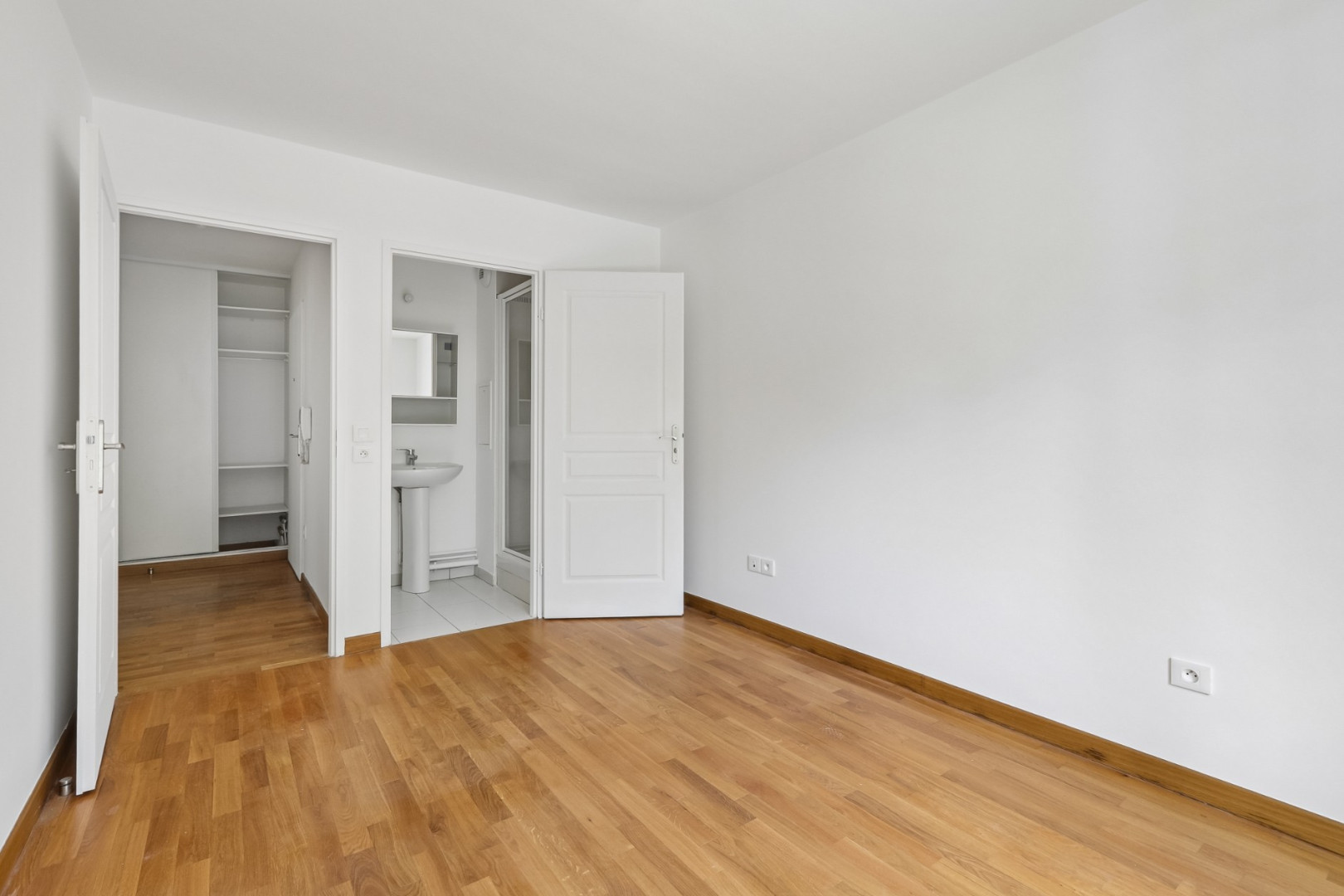 
                                                Vente
                                                 Appartement 79 m² - Le Plessis-Trévise