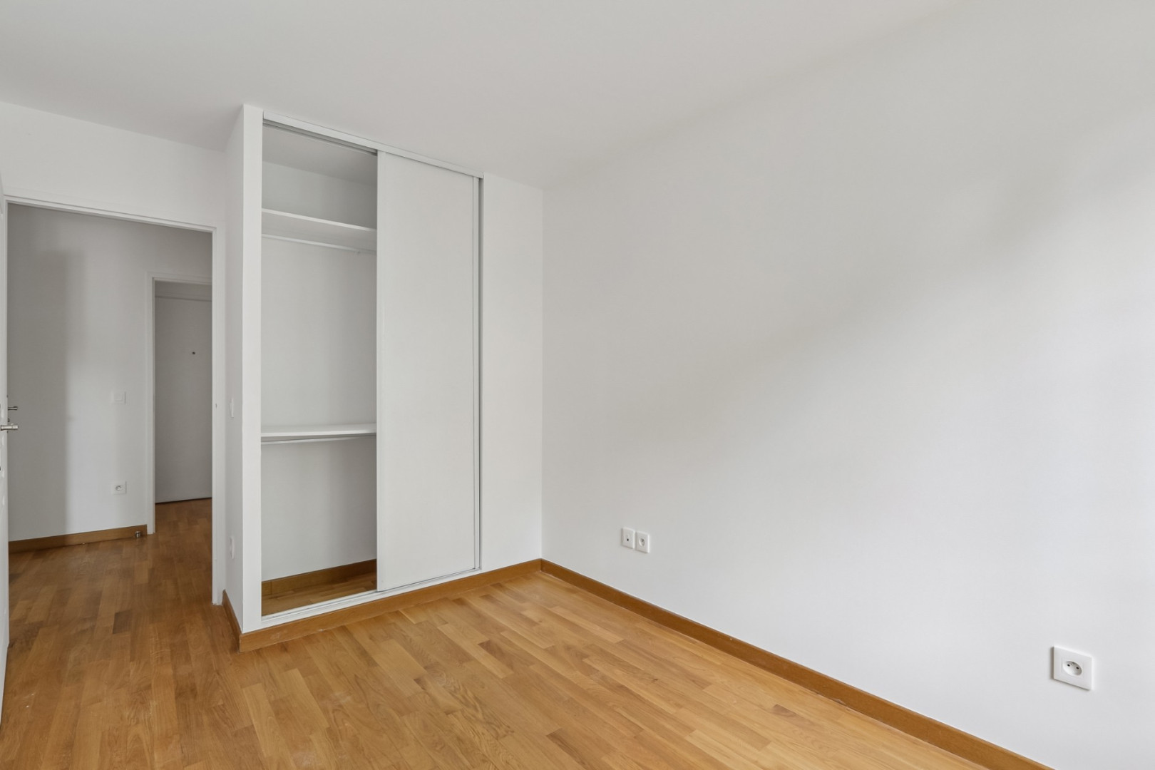
                                                Vente
                                                 Appartement 79 m² - Le Plessis-Trévise