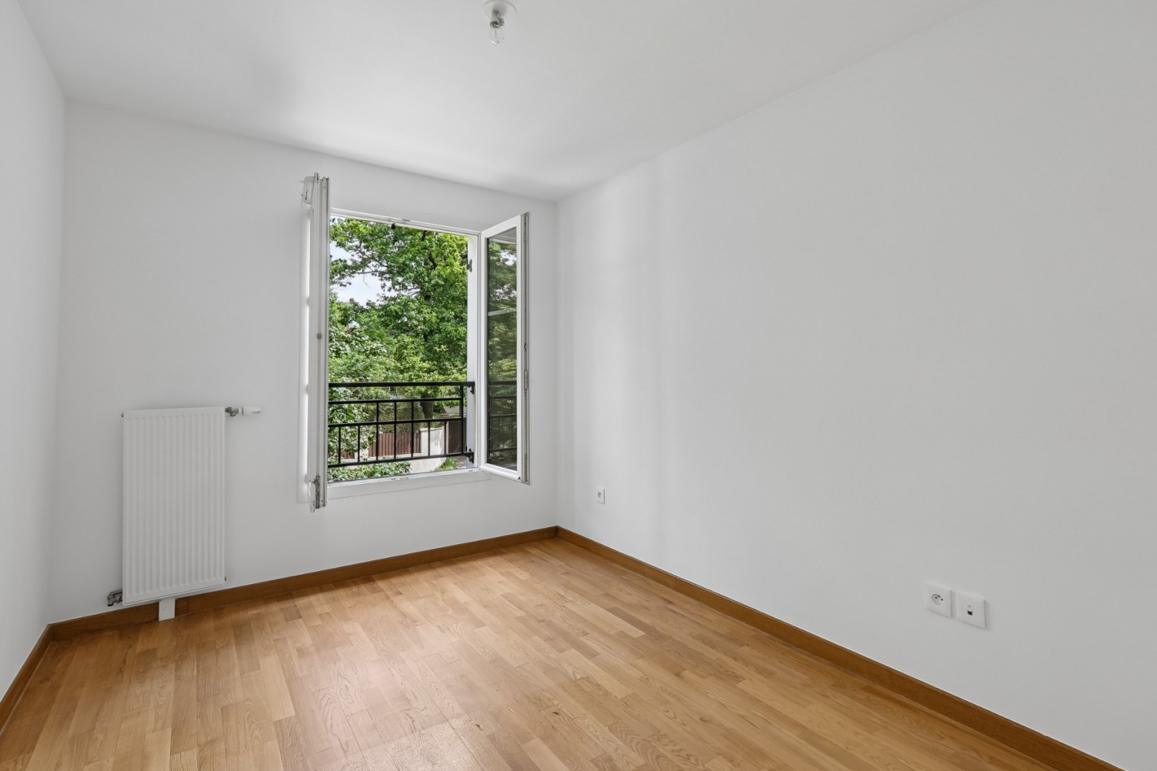 
                                                Vente
                                                 Appartement 79 m² - Le Plessis-Trévise