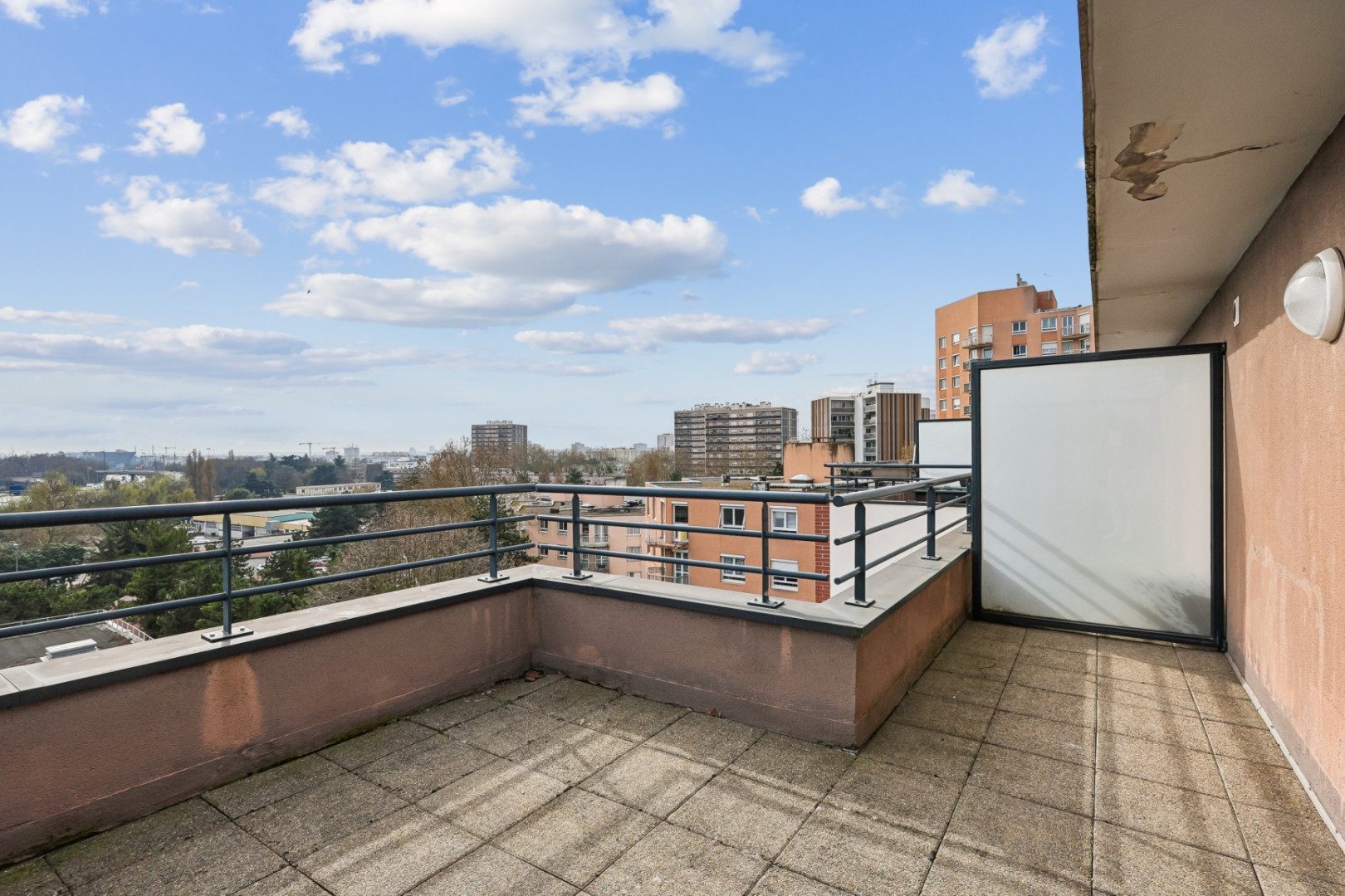 
                                                Vente
                                                 Appartement 79 m² - Maisons Alfort