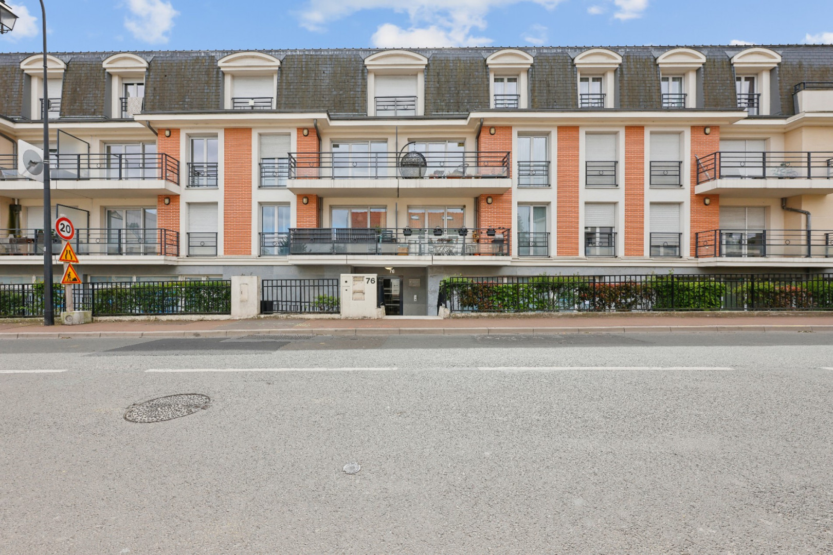 
                                                Vente
                                                 Appartement 61 m² - Neuilly-Plaisance