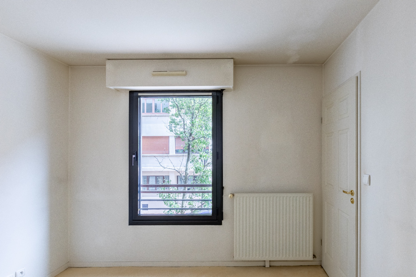 
                                                Vente
                                                 Appartement - 88 m² - Montrouge (92)