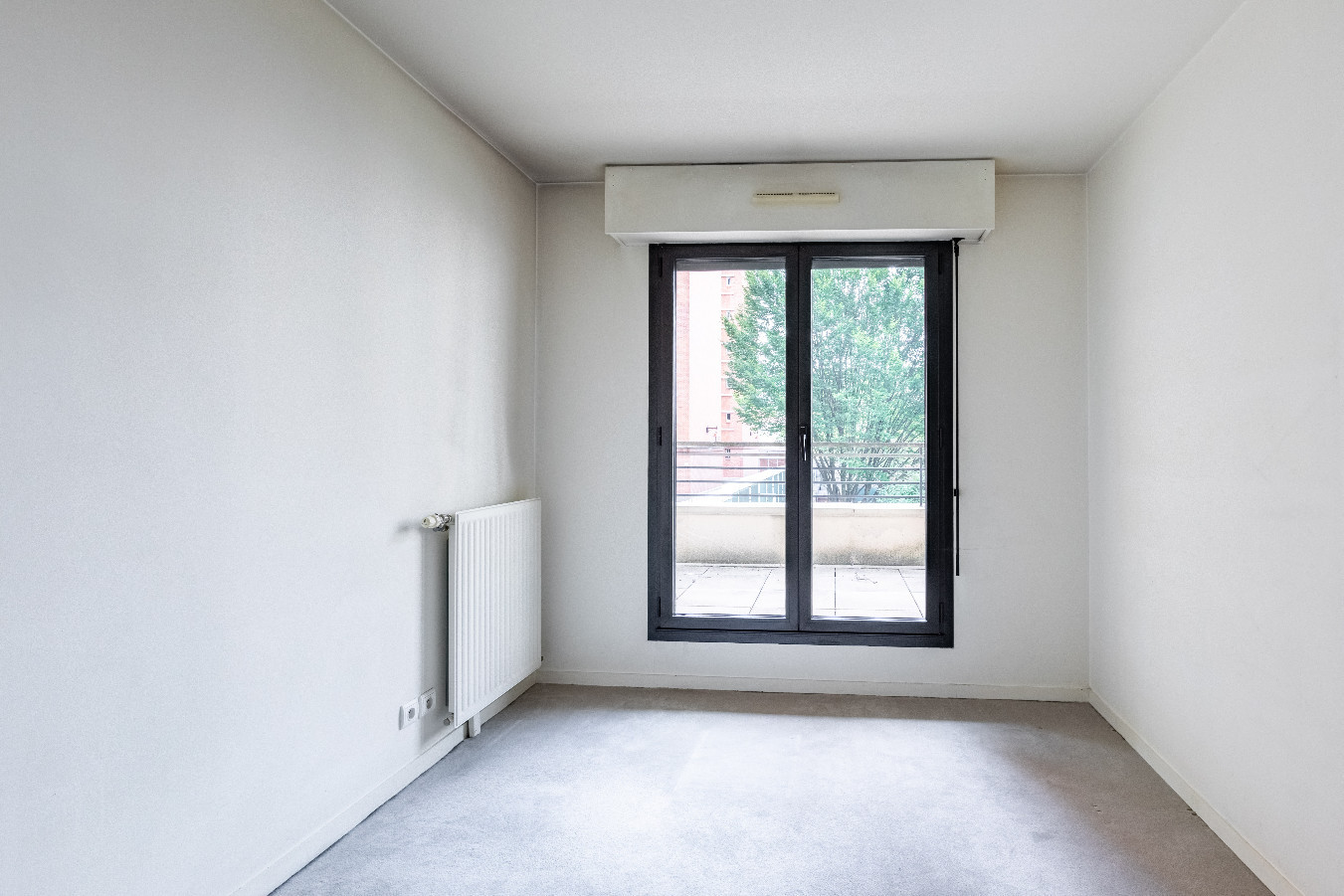 
                                                Vente
                                                 Appartement - 88 m² - Montrouge (92)