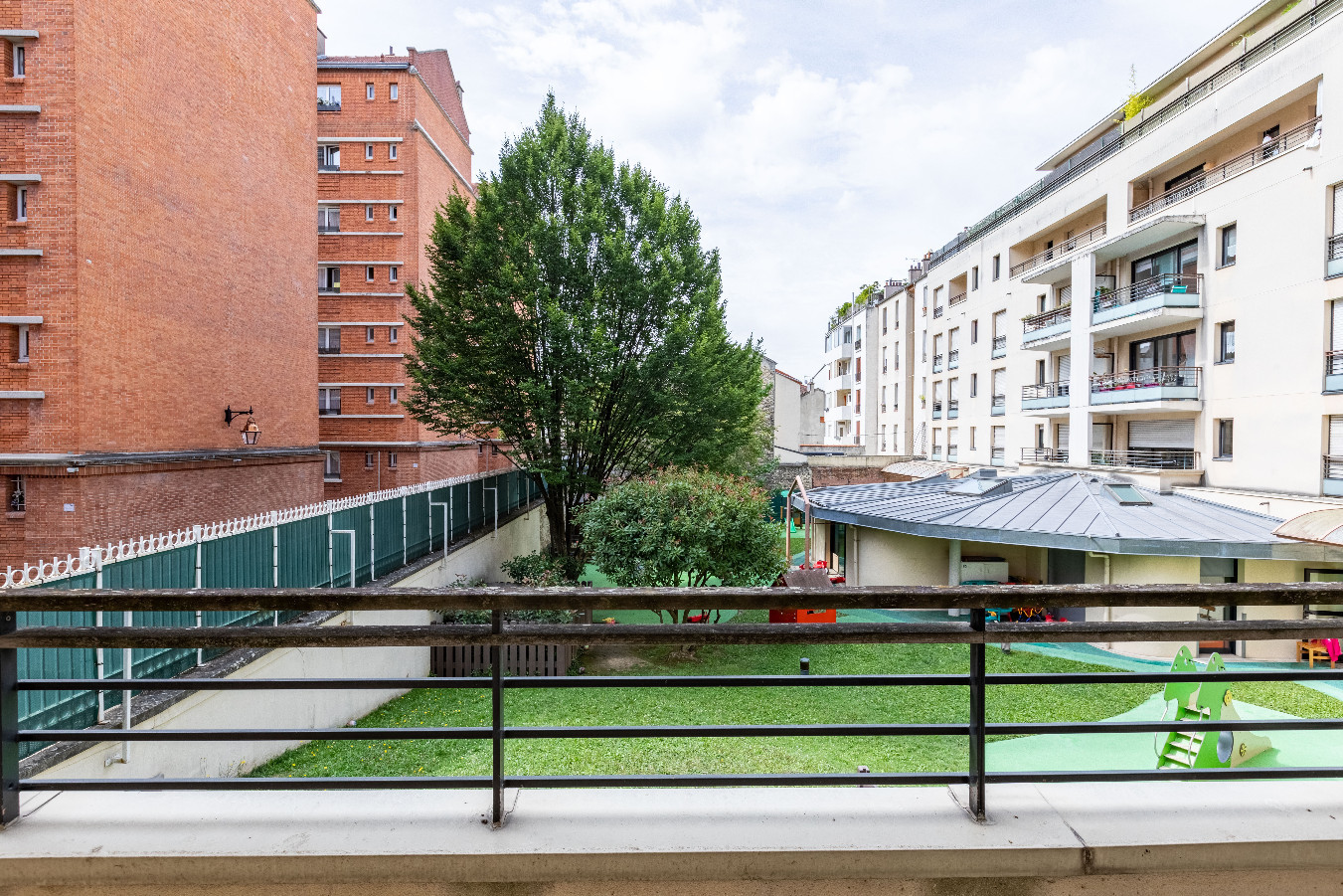 
                                                Vente
                                                 Appartement - 88 m² - Montrouge (92)