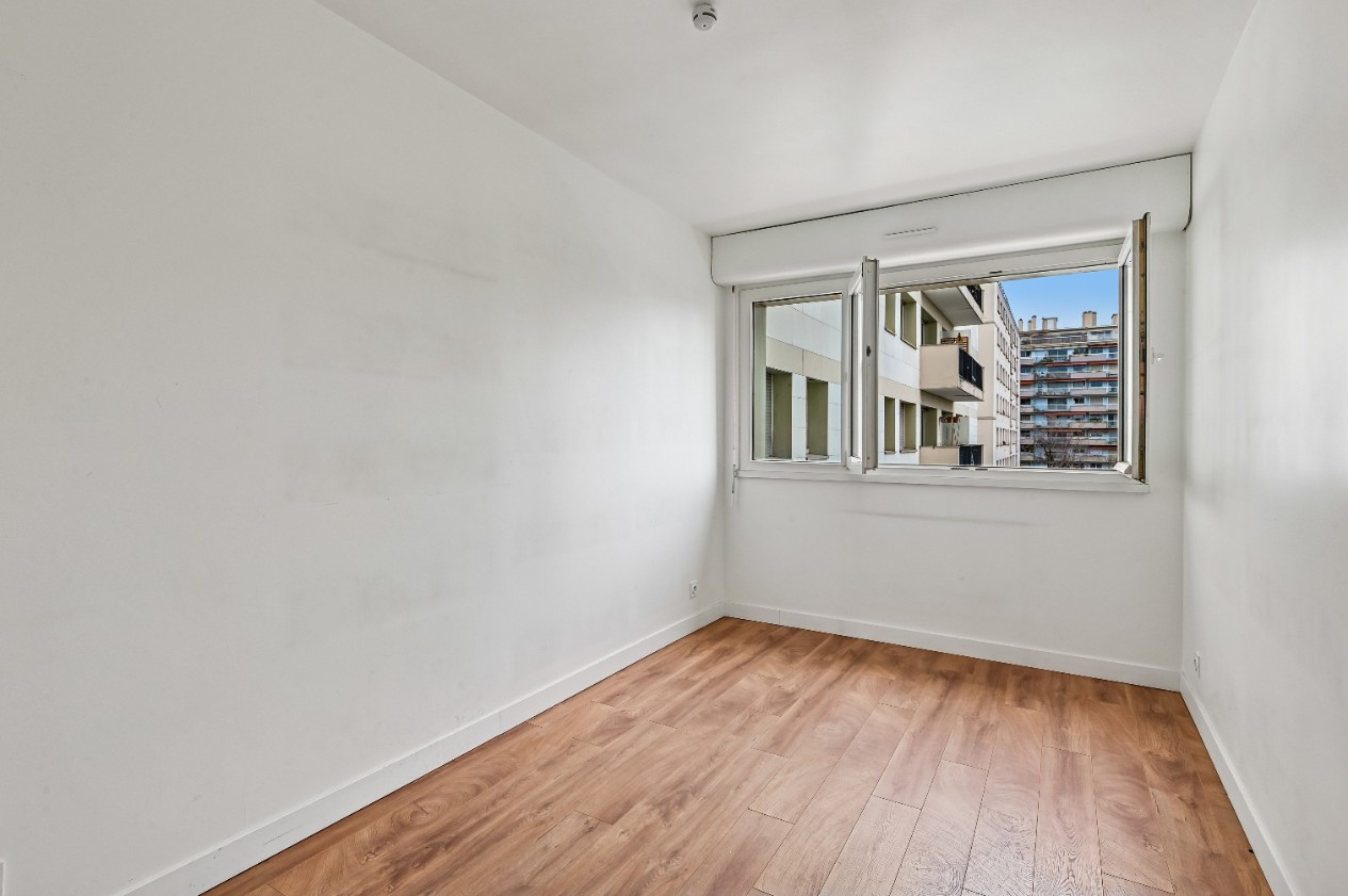
                                                Vente
                                                 Appartement 91m² - CLICHY