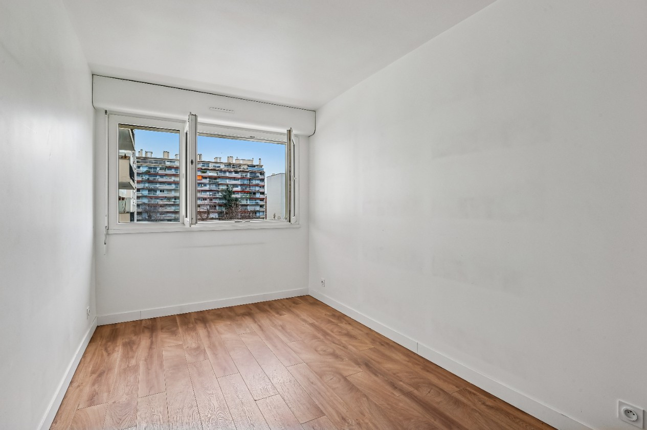 
                                                Vente
                                                 Appartement 91m² - CLICHY