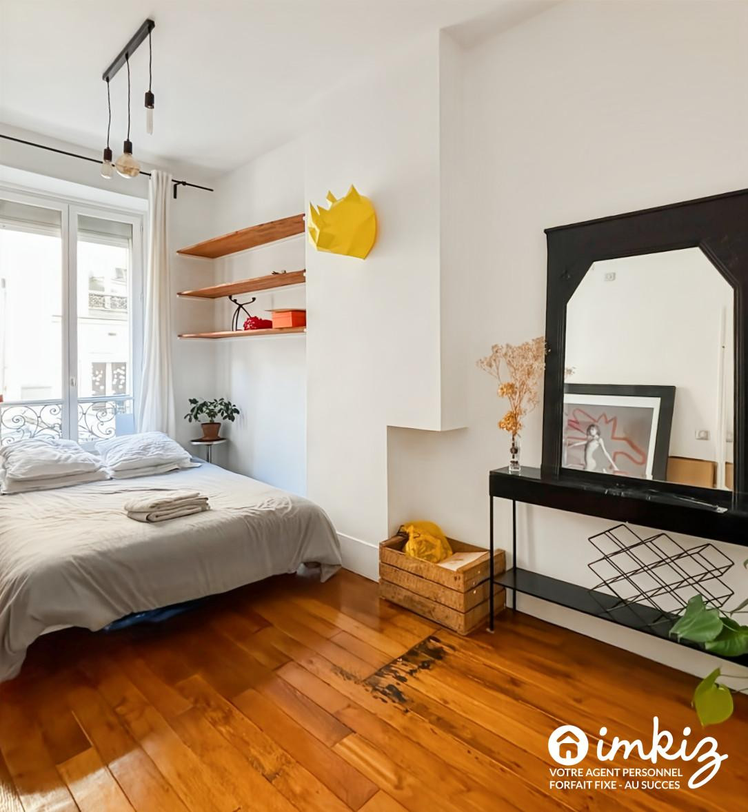 
                                                Vente
                                                 Appartement 94m² avec parquet moulures cheminée