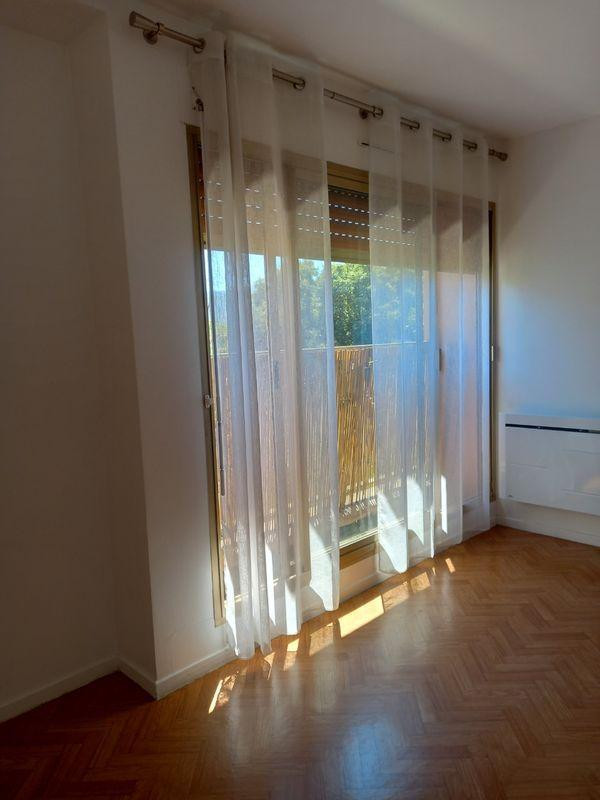 
                                                Location
                                                 Appartement à 13 min de la Fac de Médecine
