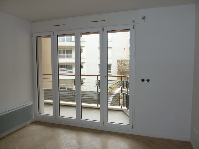 
                                                Location
                                                 Appartement à 50 m du metro