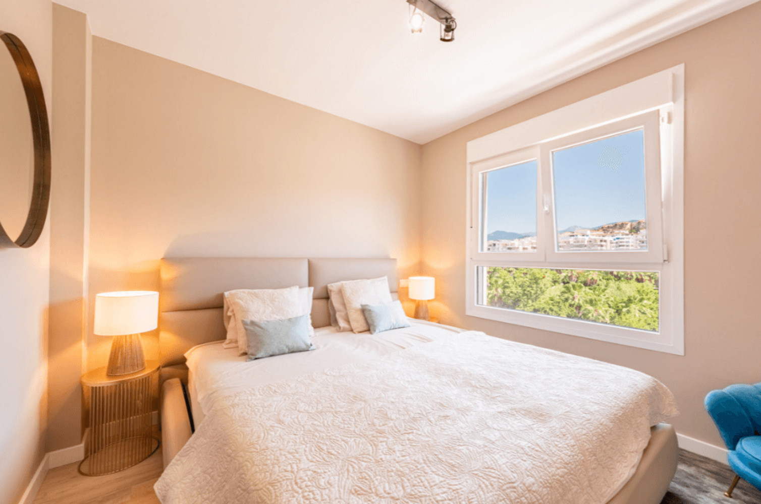 
                                                Vente
                                                 Appartement à Albatros