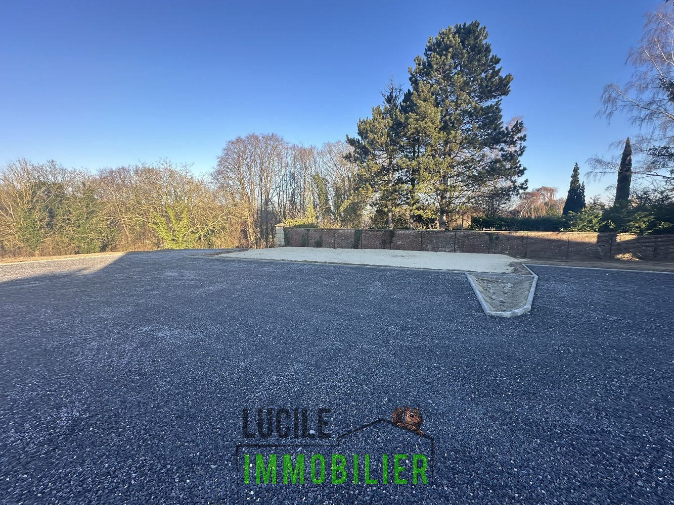 
                                                Vente
                                                 Appartement à aménager