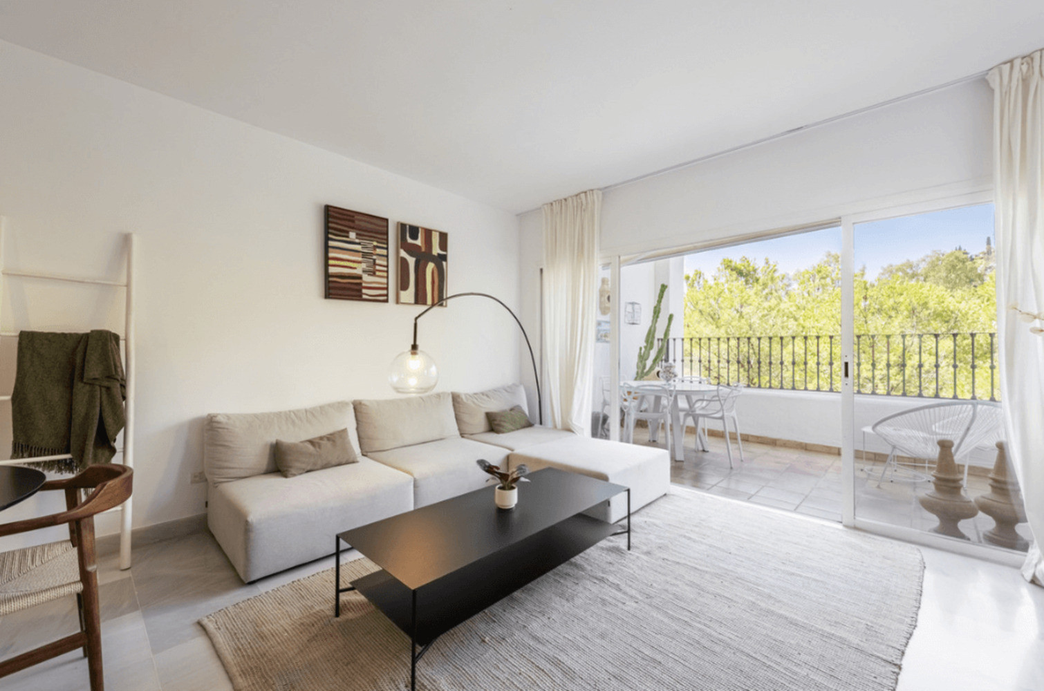 
                                                Vente
                                                 Appartement à Eagle Village