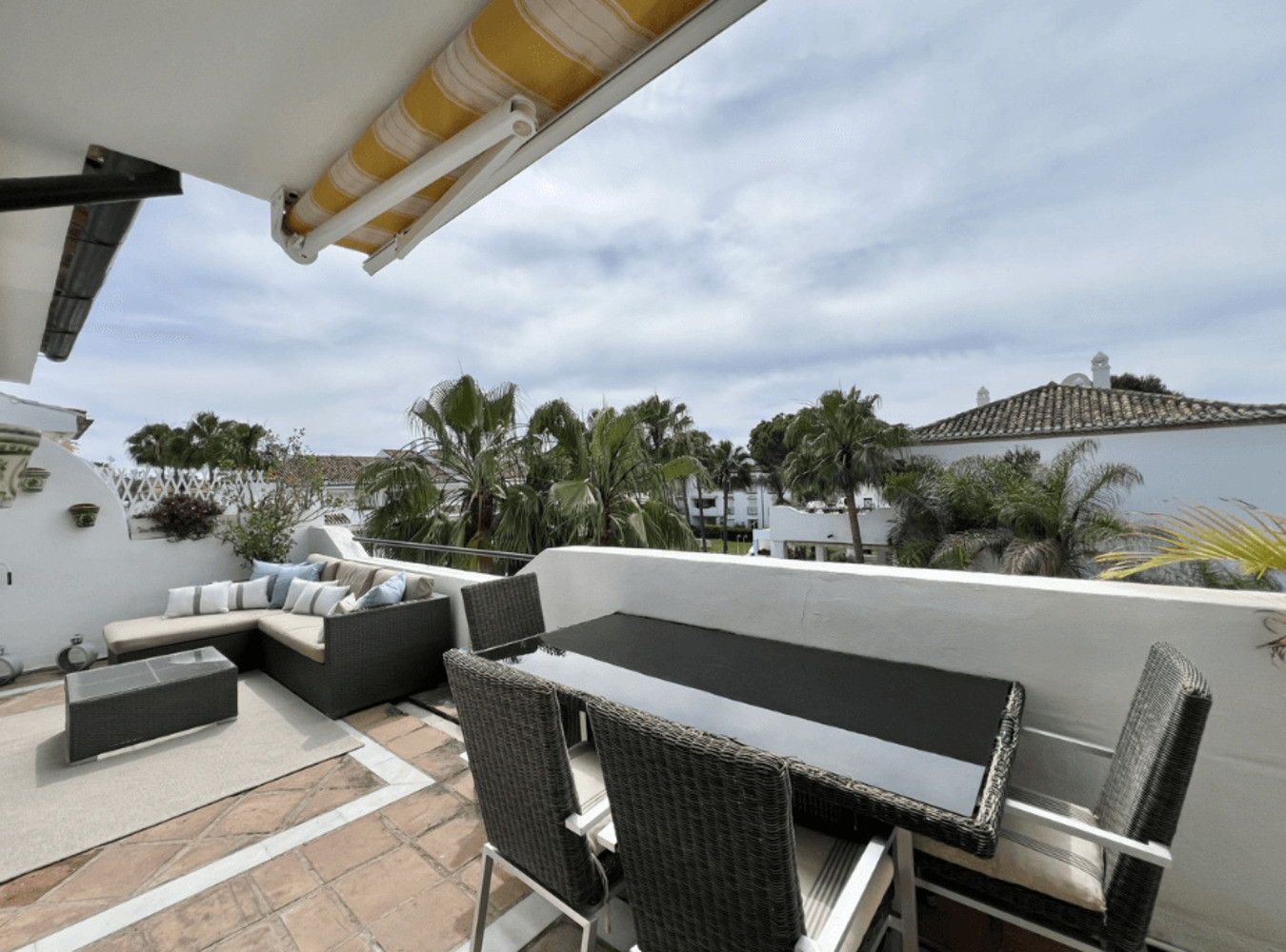 
                                                Vente
                                                 Appartement à El Presidente