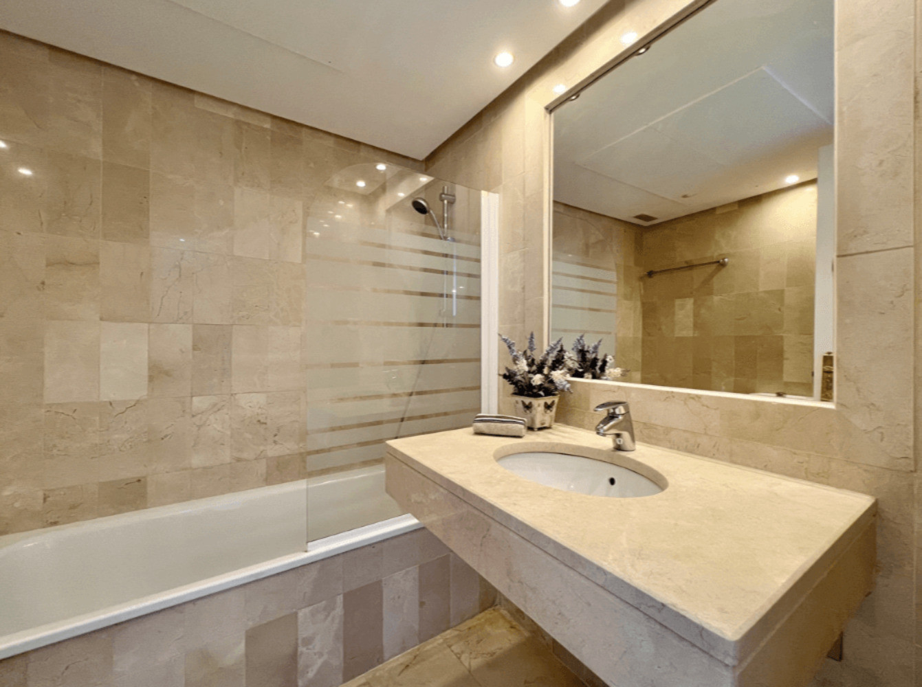 
                                                Vente
                                                 Appartement à El Presidente