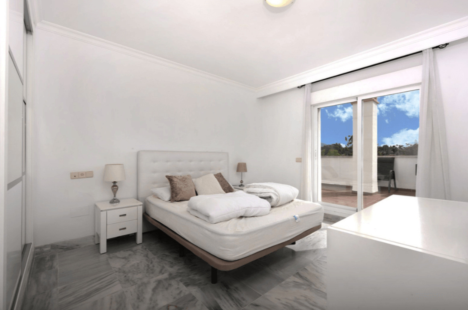 
                                                Vente
                                                 Appartement à La Dama de Noche