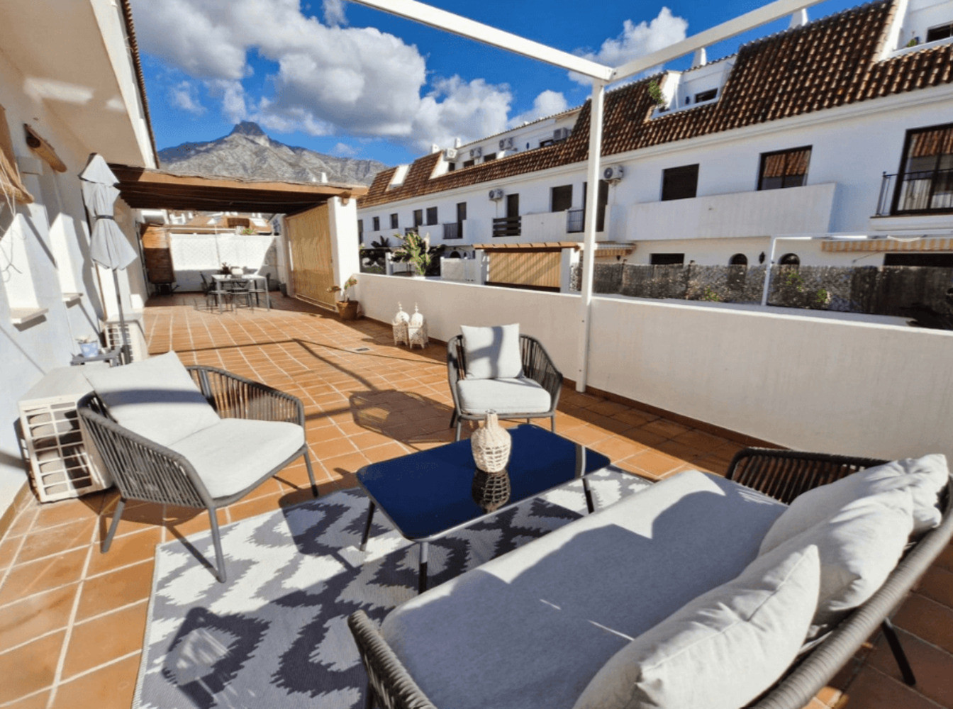 
                                                Vente
                                                 Appartement à Las Lomas de Marbella Club