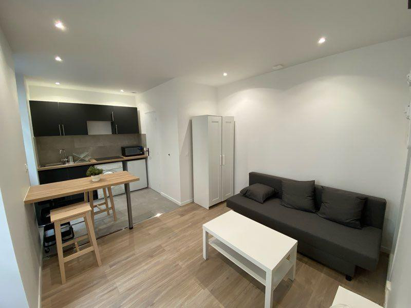 
                                                Location
                                                 Appartement à louer - 1 pièce - 19 m2 - PARIS 18