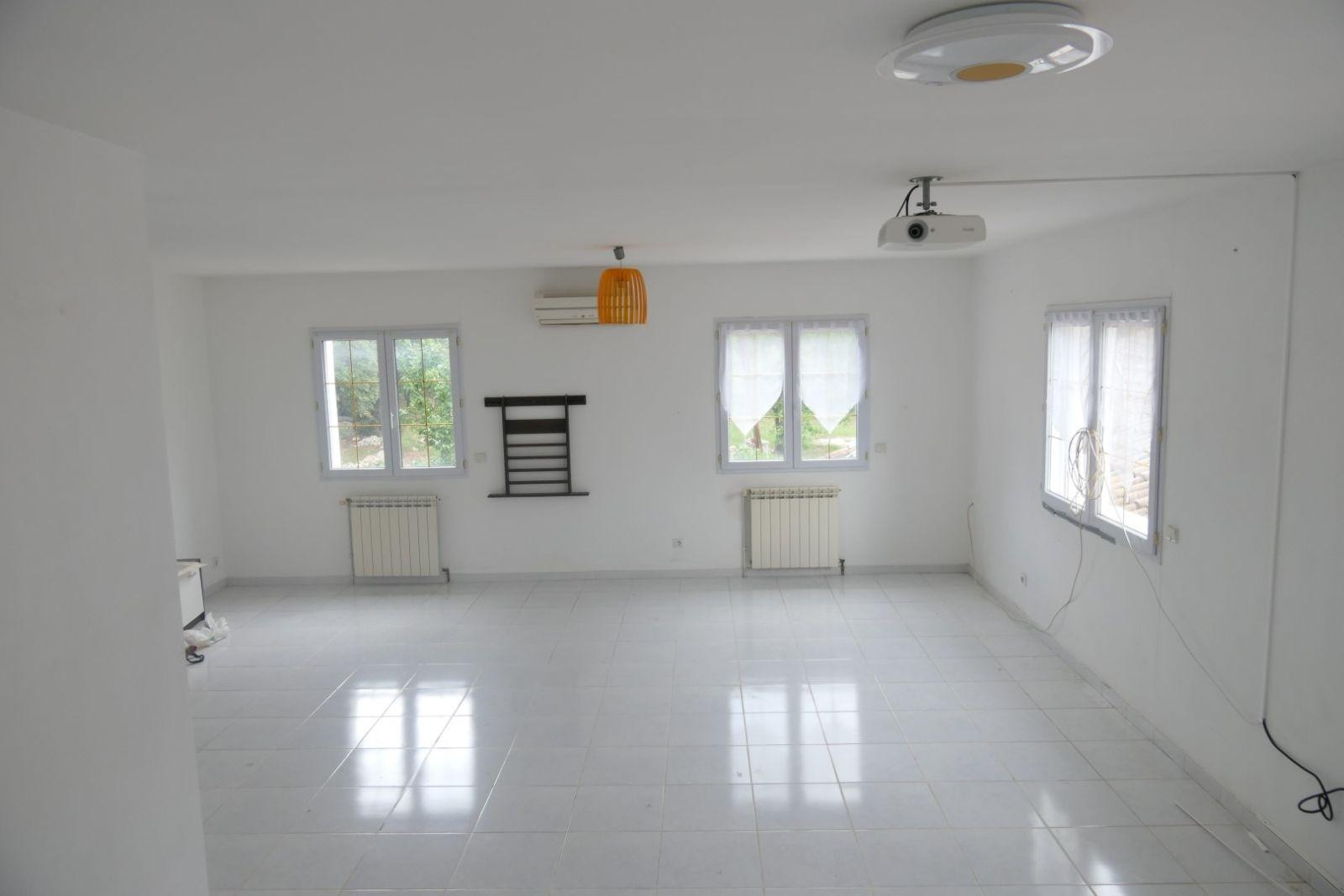 
                                                Location
                                                 Appartement à louer