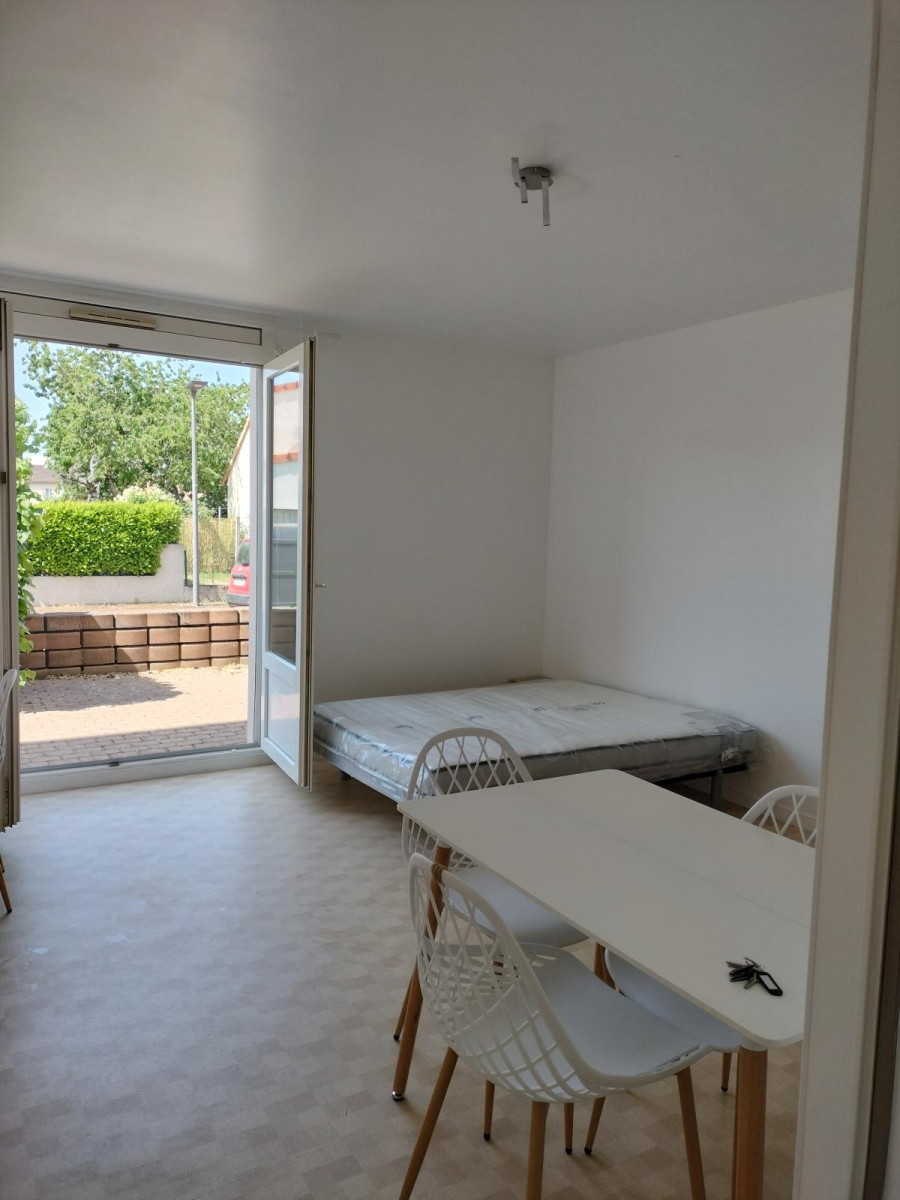
                                                Location
                                                 Appartement à louer