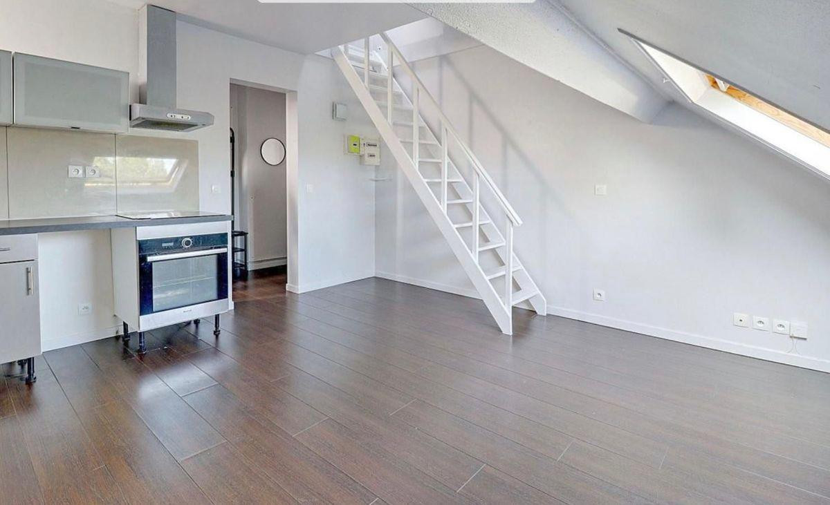 
                                                Location
                                                 Appartement à louer à Poissy