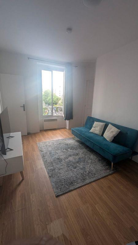 
                                                Location
                                                 Appartement à louer F2 à Ivry sur seine