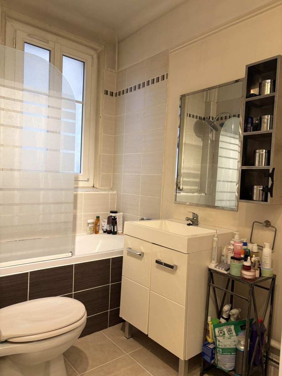
                                                Location
                                                 Appartement à louer quartier Jules Joffrin
