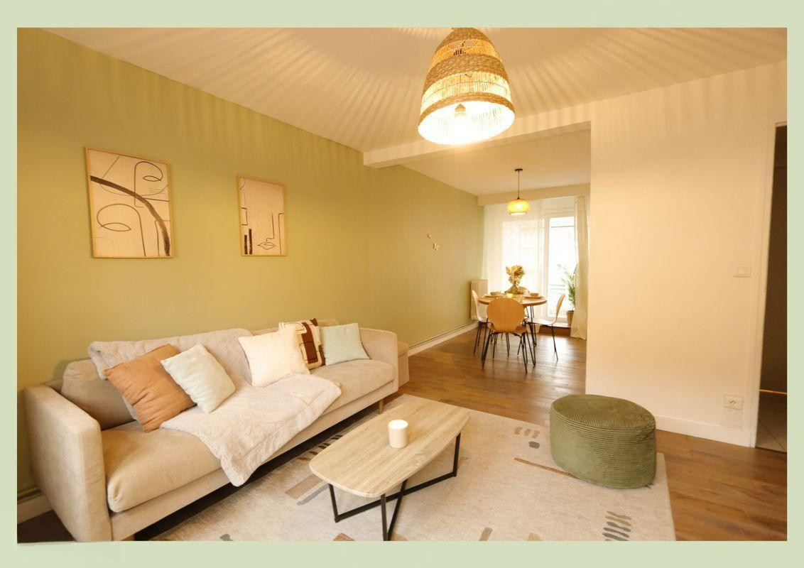 
                                                Location
                                                 Appartement à louer spacieux et lumineux