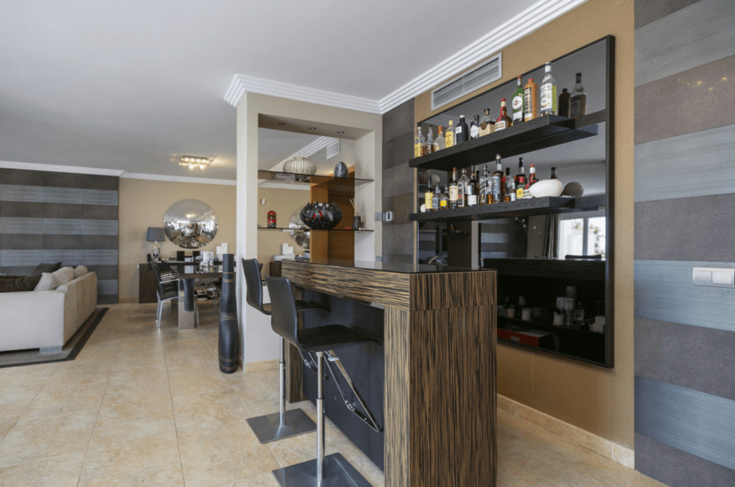 
                                                Vente
                                                 Appartement à Monte Paraiso