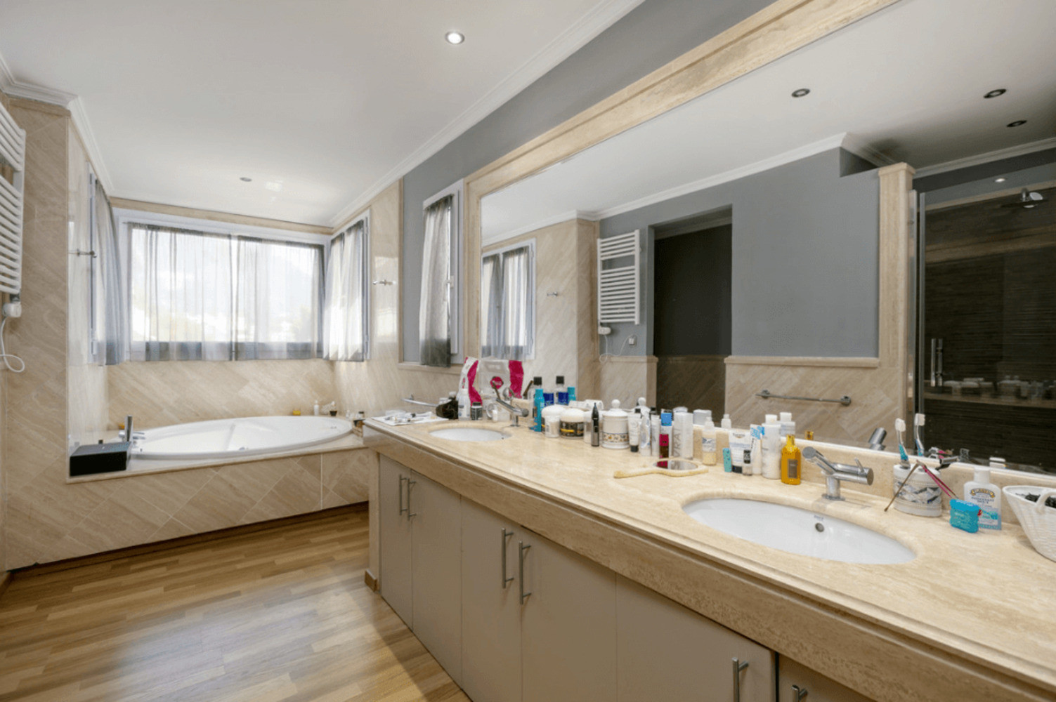 
                                                Vente
                                                 Appartement à Monte Paraiso