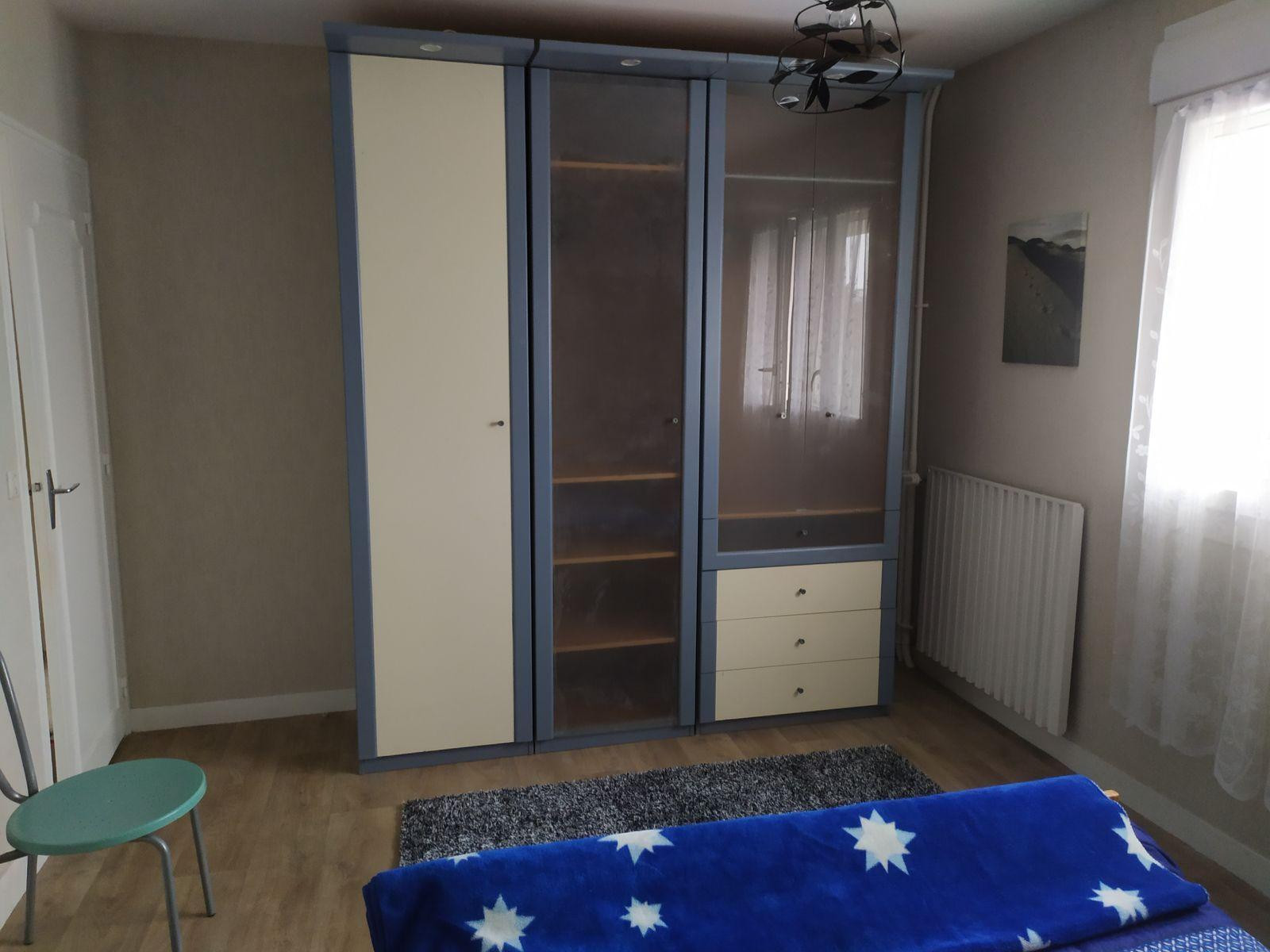 
                                                Colocation
                                                 Appartement à Nantes en super état.