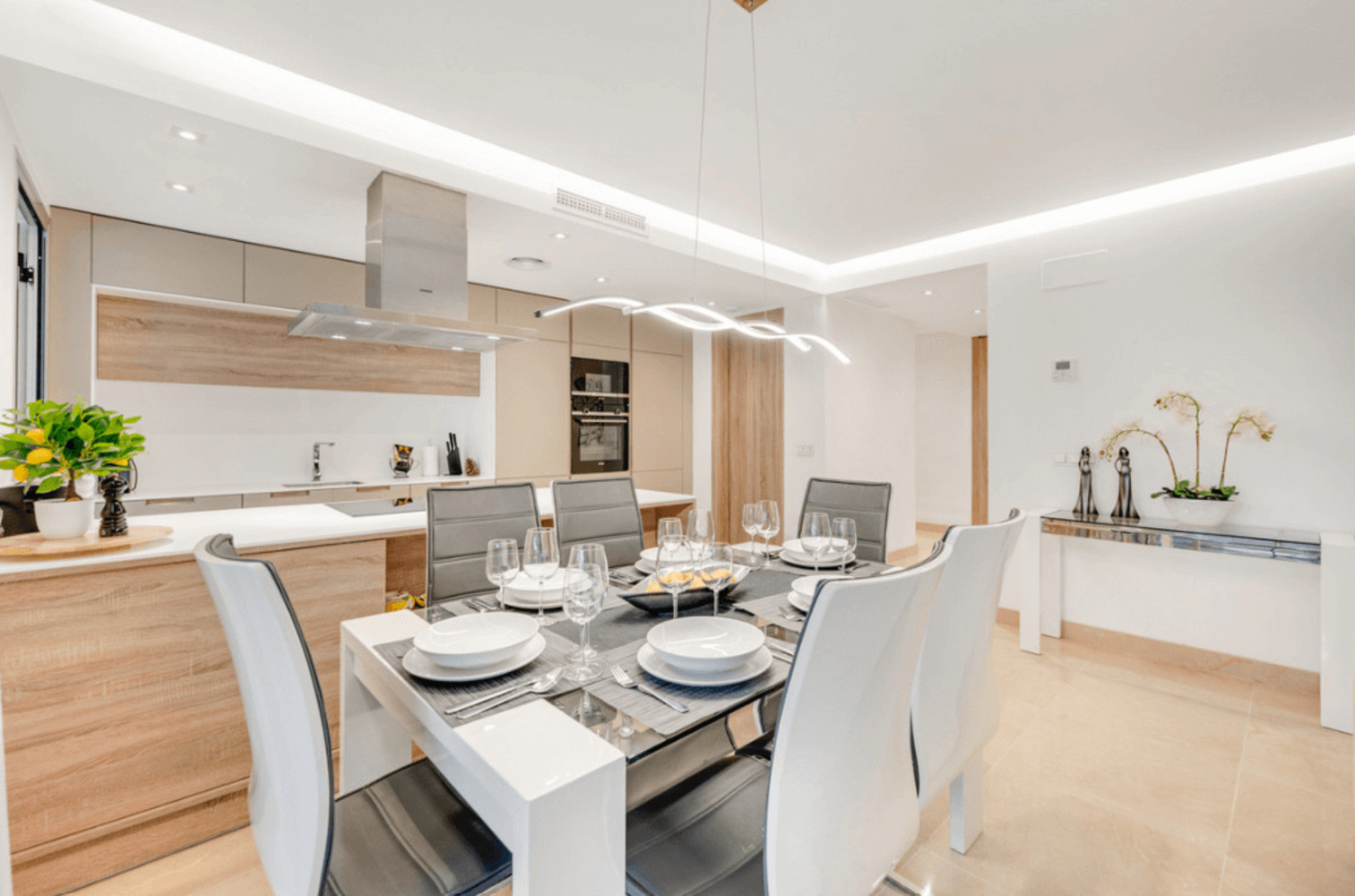 
                                                Vente
                                                 Appartement à Royal Banus
