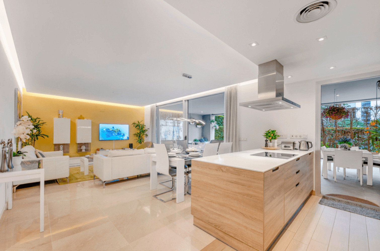 
                                                Vente
                                                 Appartement à Royal Banus