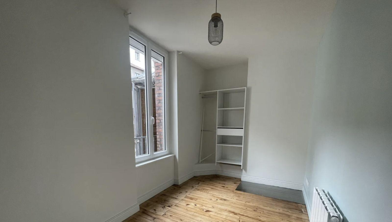 
                                                Location
                                                 Appartement à Saint-Étienne