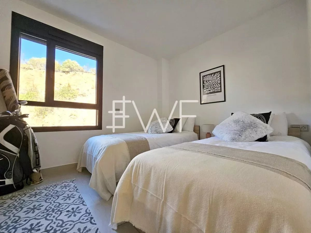 
                                                Vente
                                                 Appartement à The Crest La Quinta