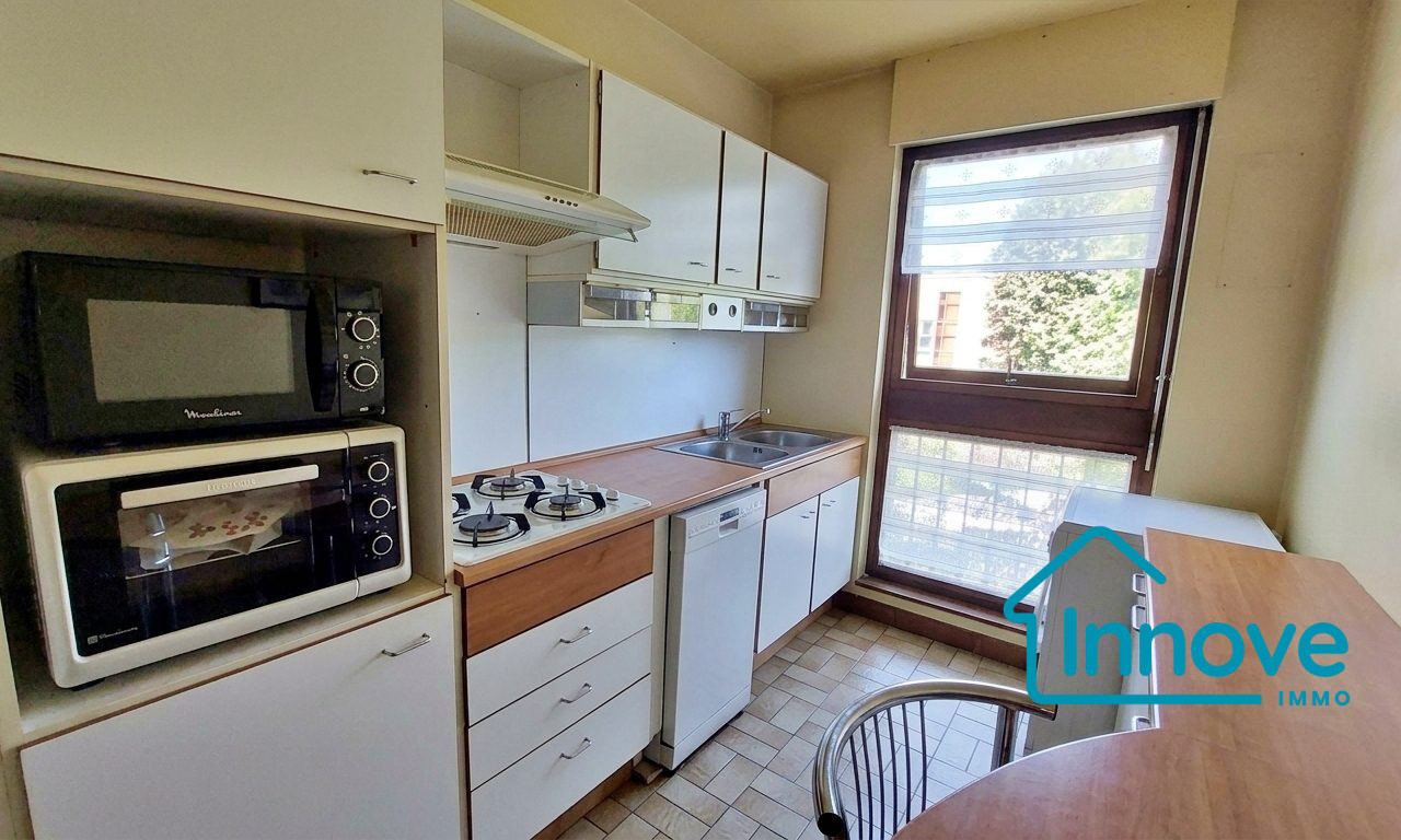 
                                                Vente
                                                 APPARTEMENT A VENDRE - LE CHESNAY ROCQUENCOURT - DERNIER ETAGE