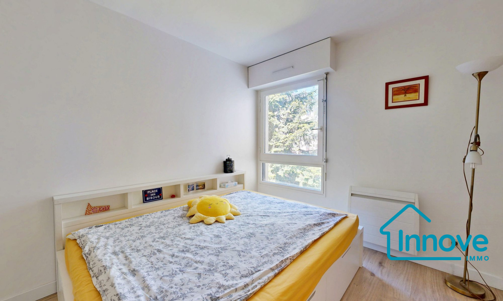 
                                                Vente
                                                 APPARTEMENT A VENDRE - LE CHESNAY ROCQUENCOURT - GRANDE PIECE D