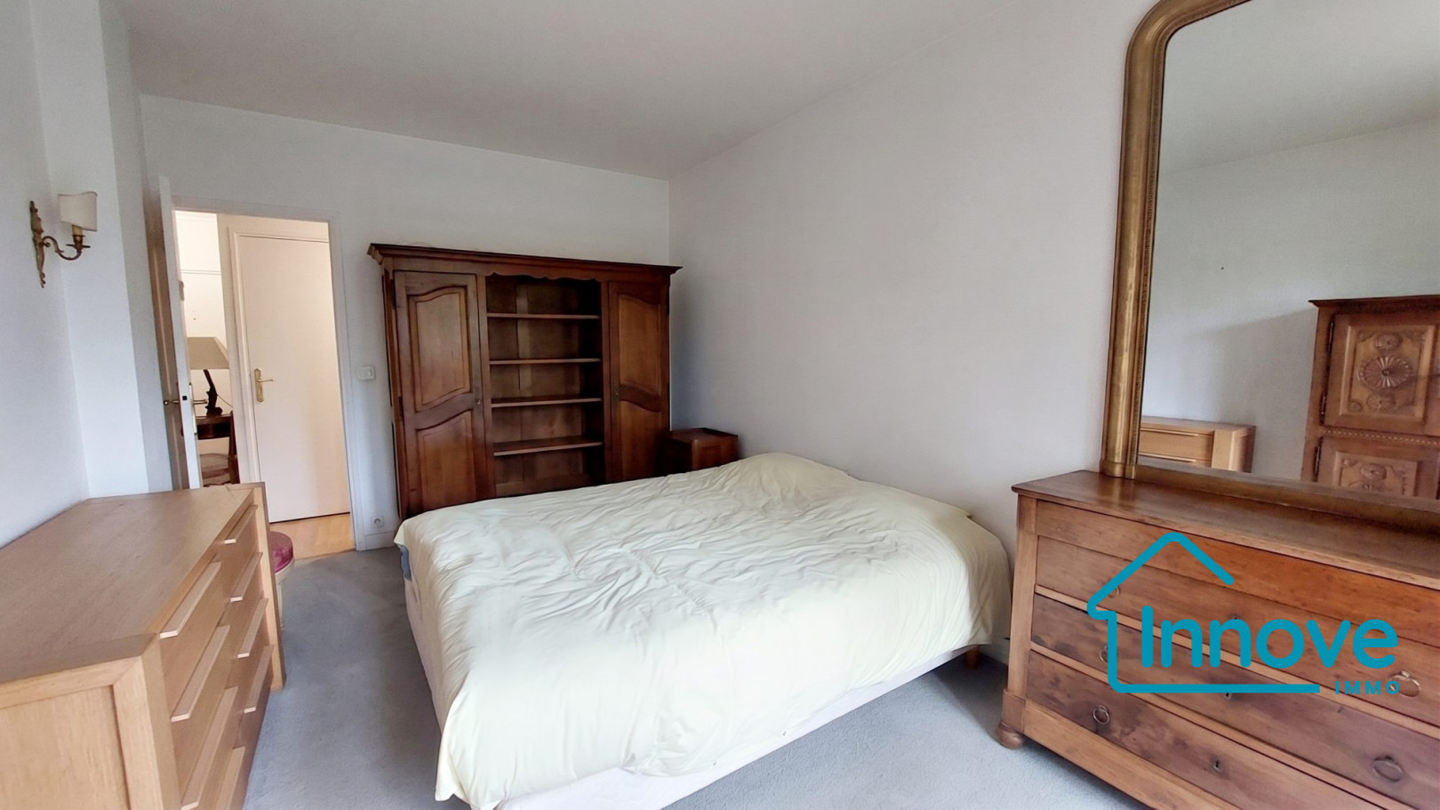 
                                                Vente
                                                 APPARTEMENT A VENDRE - LE CHESNAY ROCQUENCOURT - GRANDE PIECE DE
