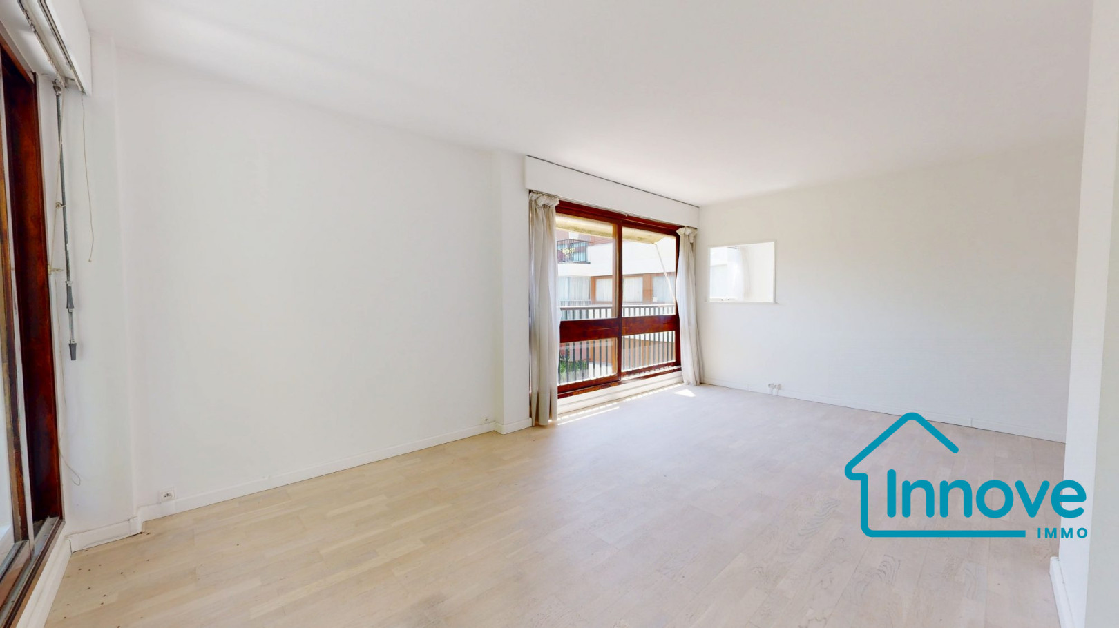 
                                                Vente
                                                 APPARTEMENT A VENDRE - LE CHESNAY ROCQUENCOURT - LUMINEUX & SANS